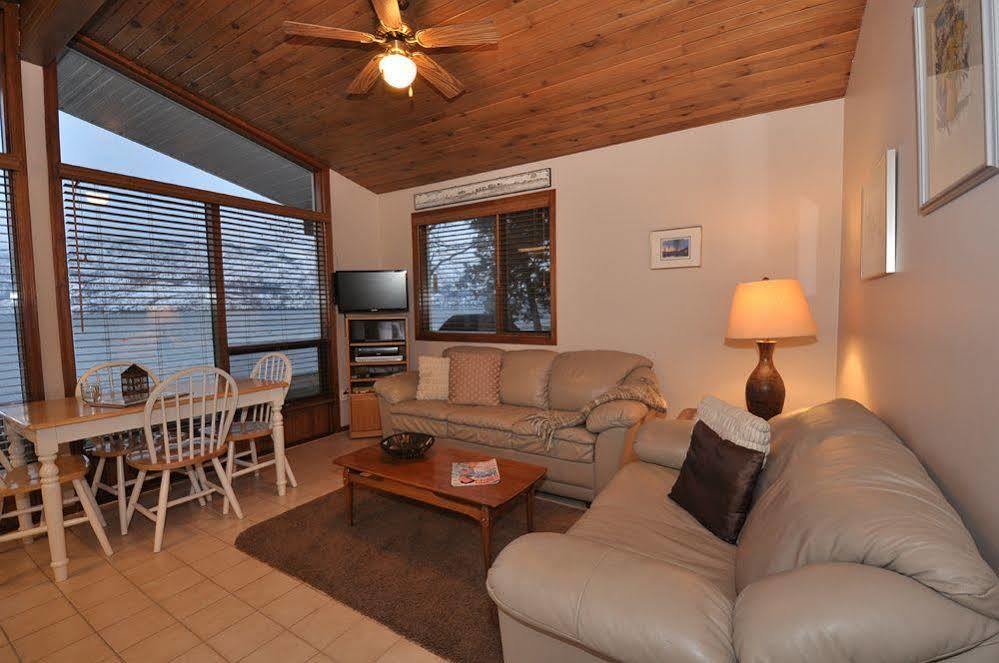 Seclusion Bay Resort West Kelowna Exterior photo
